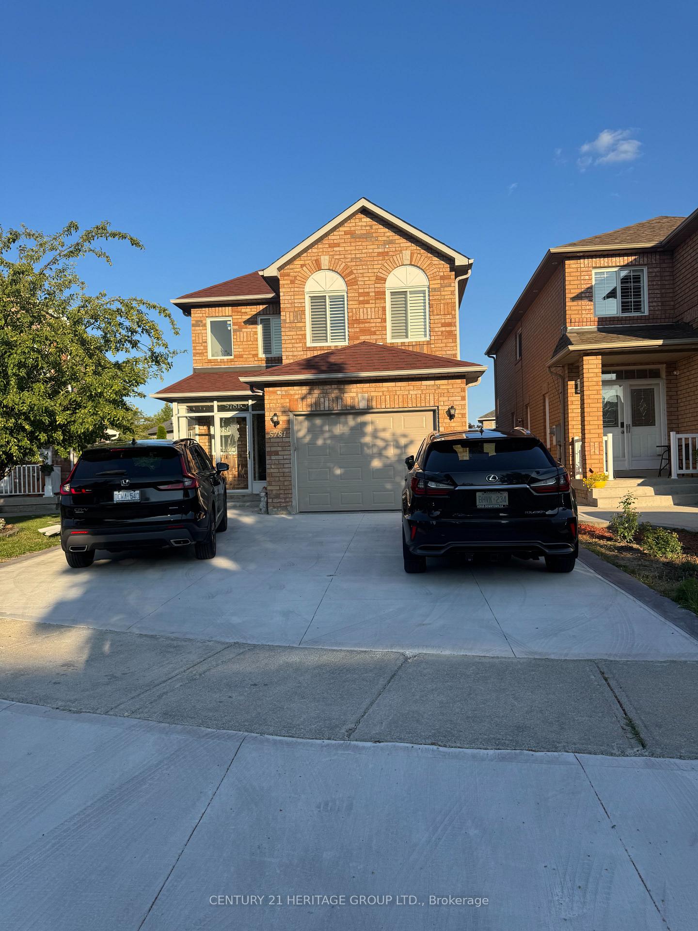 5781-sidmouth-street-mississauga-ontario-w13613296