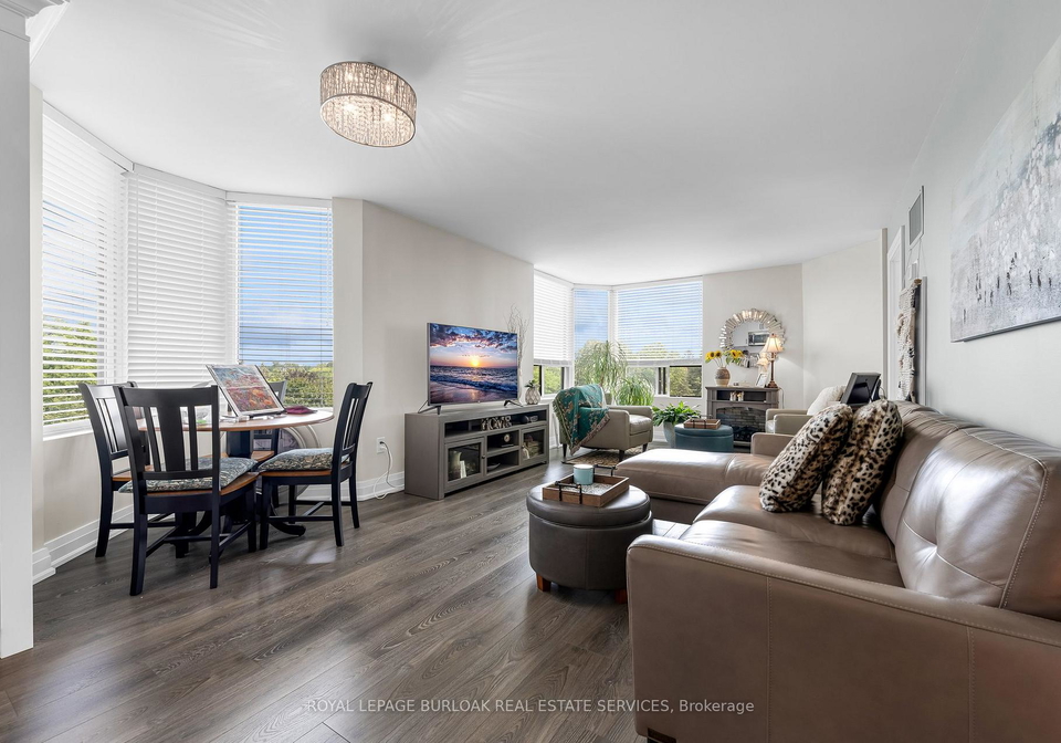 1270-maple-crossing-boulevard-burlington-ontario-w13613334