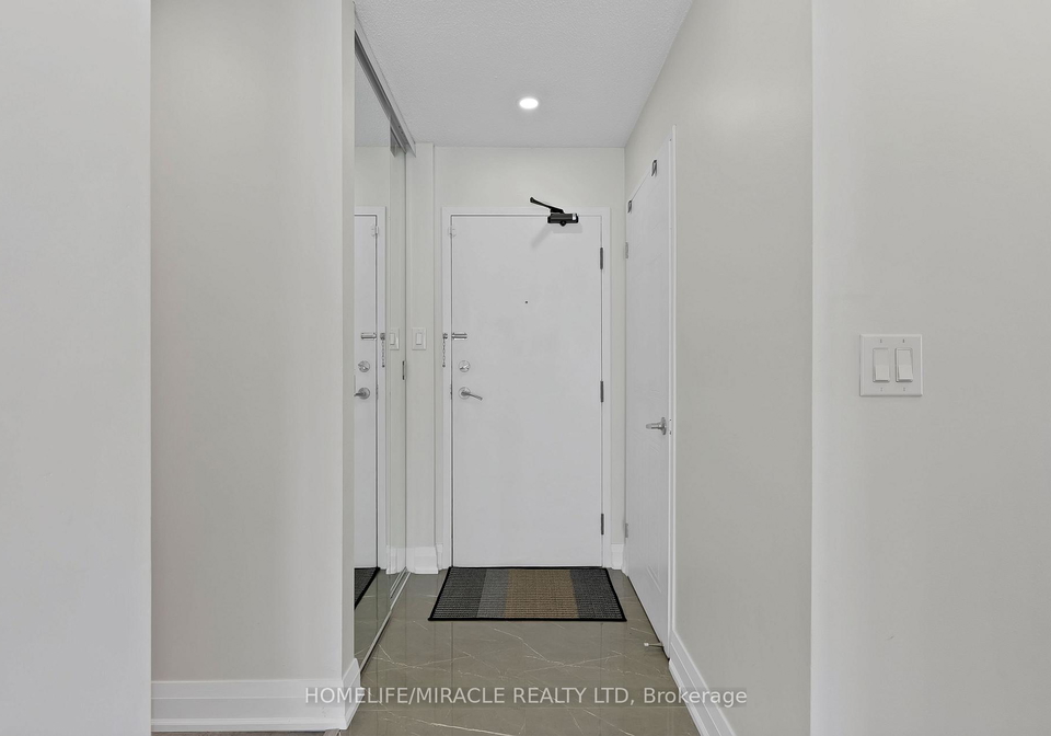350-webb-drive-mississauga-ontario-w13613436