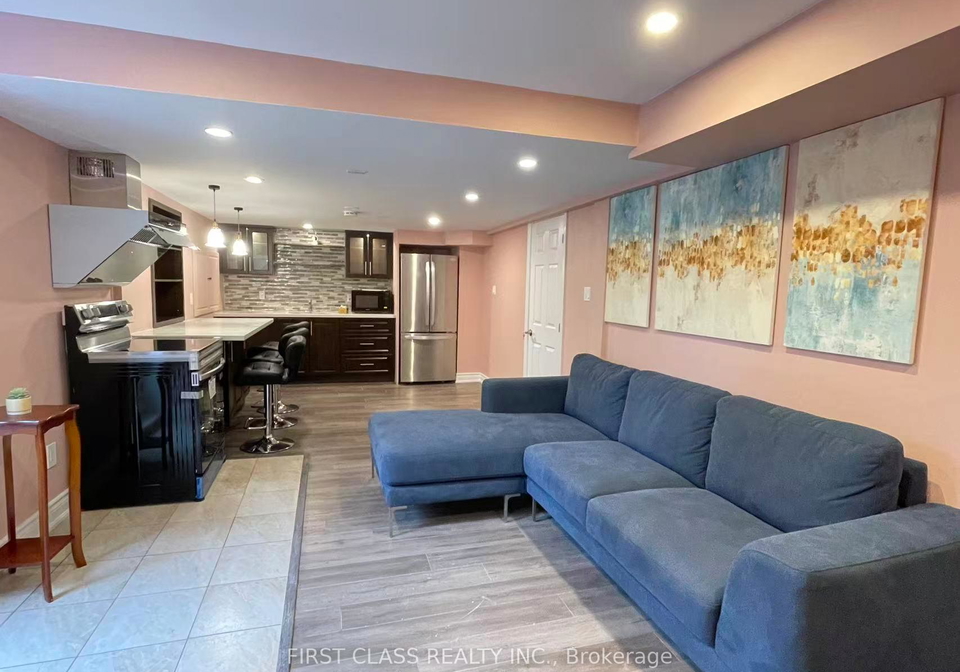 2100-dunvegan-avenue-oakville-ontario-w13613498