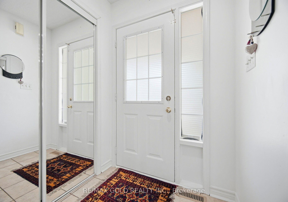 1523-beaty-trail-milton-ontario-w13613558