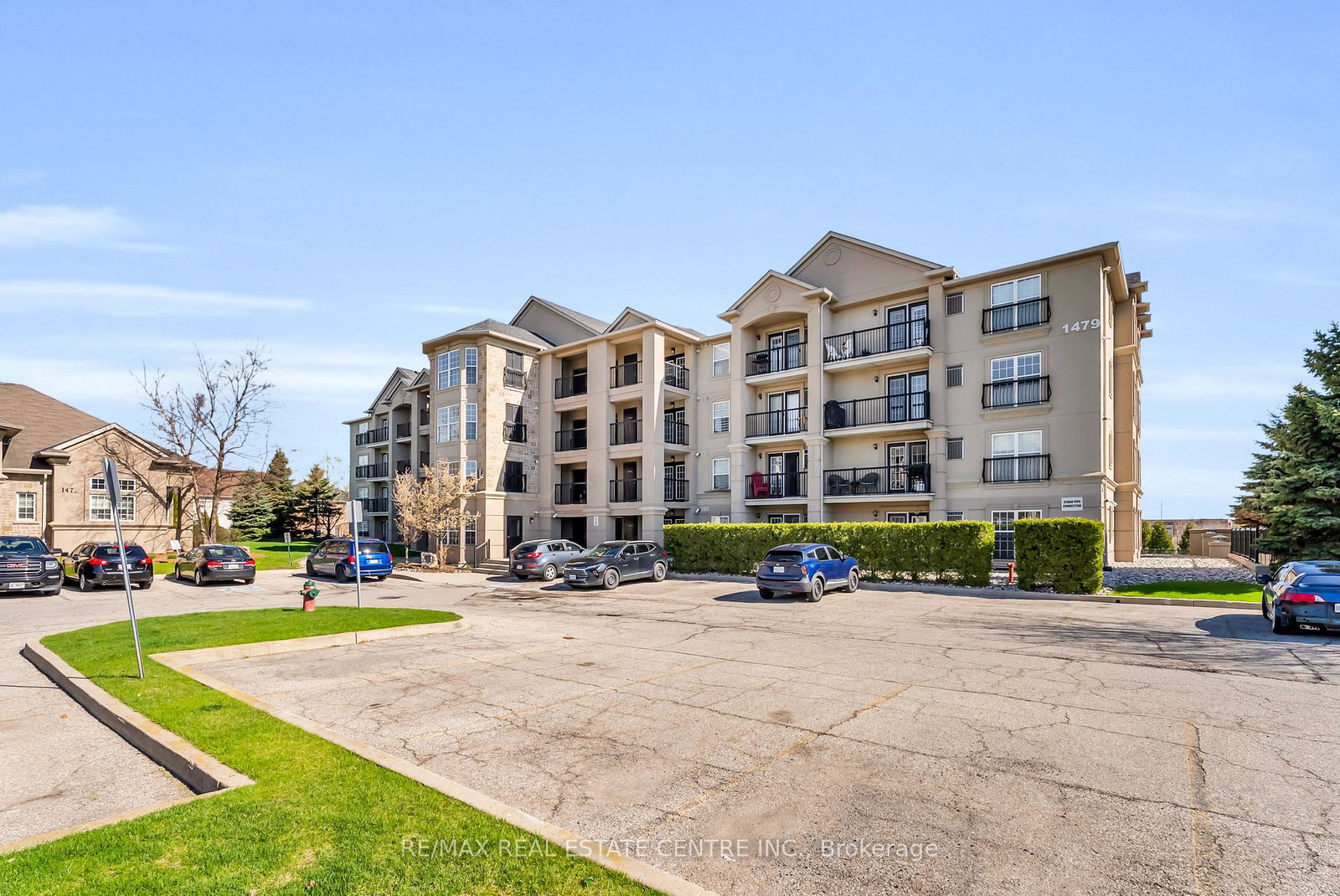 1479-maple-avenue-milton-ontario-w13613602