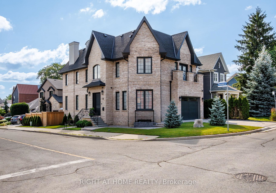 33-thorndale-avenue-toronto-etobicoke-ontario-w13613636