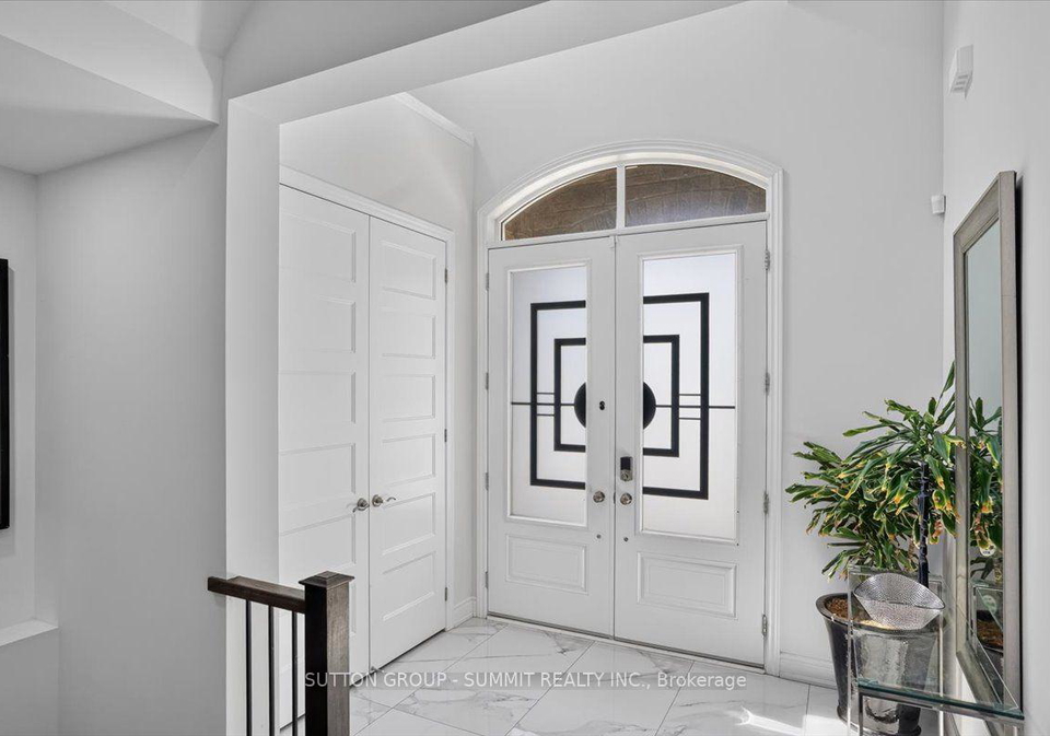 3469-post-road-oakville-ontario-w13613642