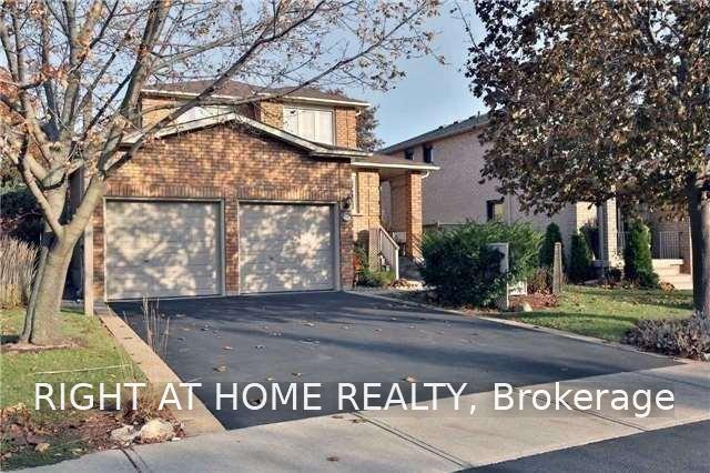 96-howell-road-oakville-ontario-w13613672