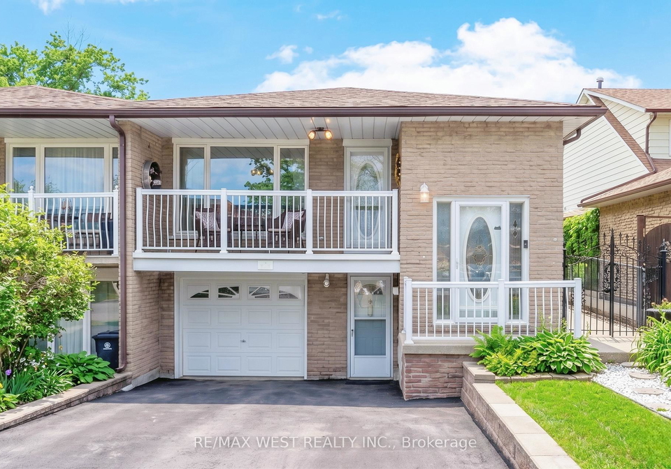941-stainton-drive-mississauga-ontario-w13613688