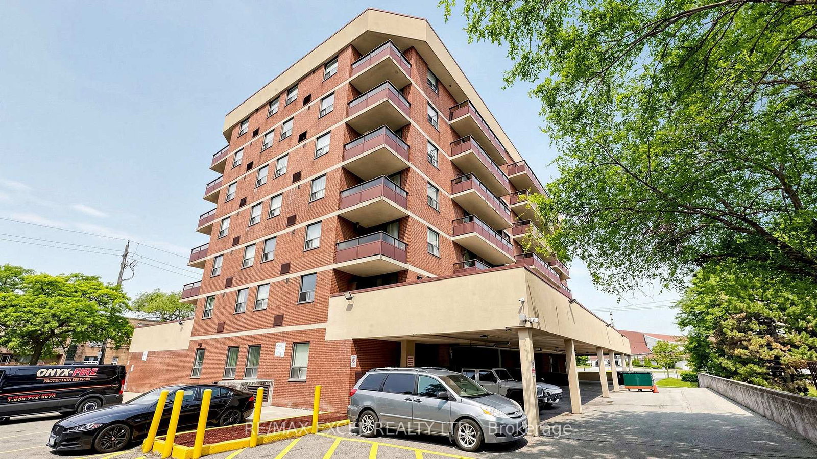 1881-jane-street-toronto-north-york-ontario-w13613832