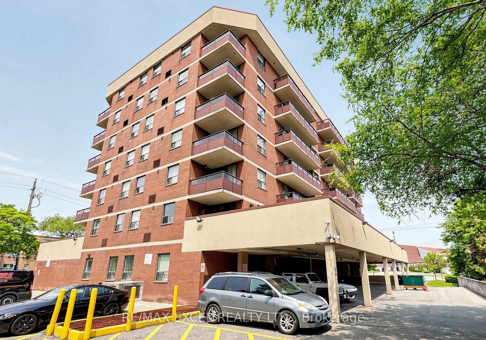 1881-jane-street-toronto-north-york-ontario-w13613832