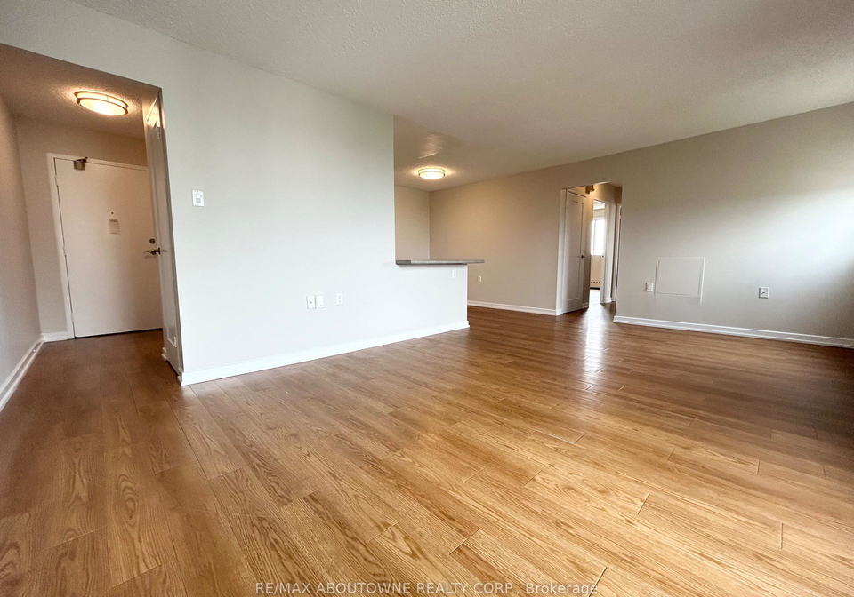 82-millside-drive-milton-ontario-w13613996