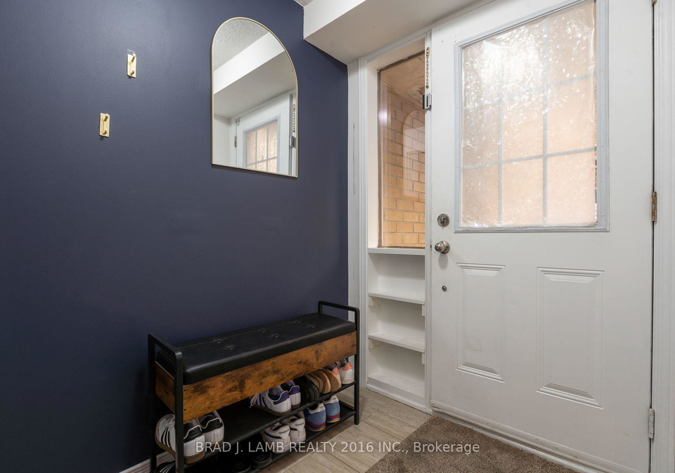 25-turntable-crescent-toronto-toronto-ontario-w13614110
