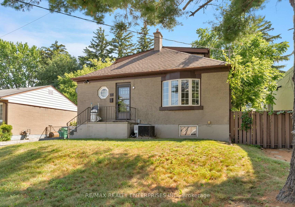 52-briarwood-avenue-mississauga-ontario-w13614140