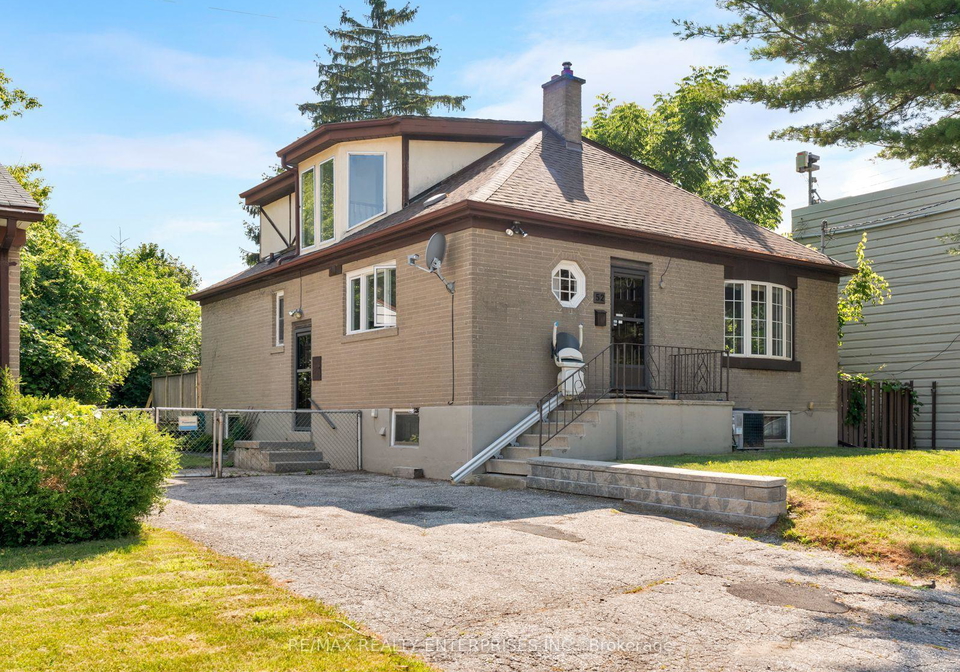 52-briarwood-avenue-mississauga-ontario-w13614140