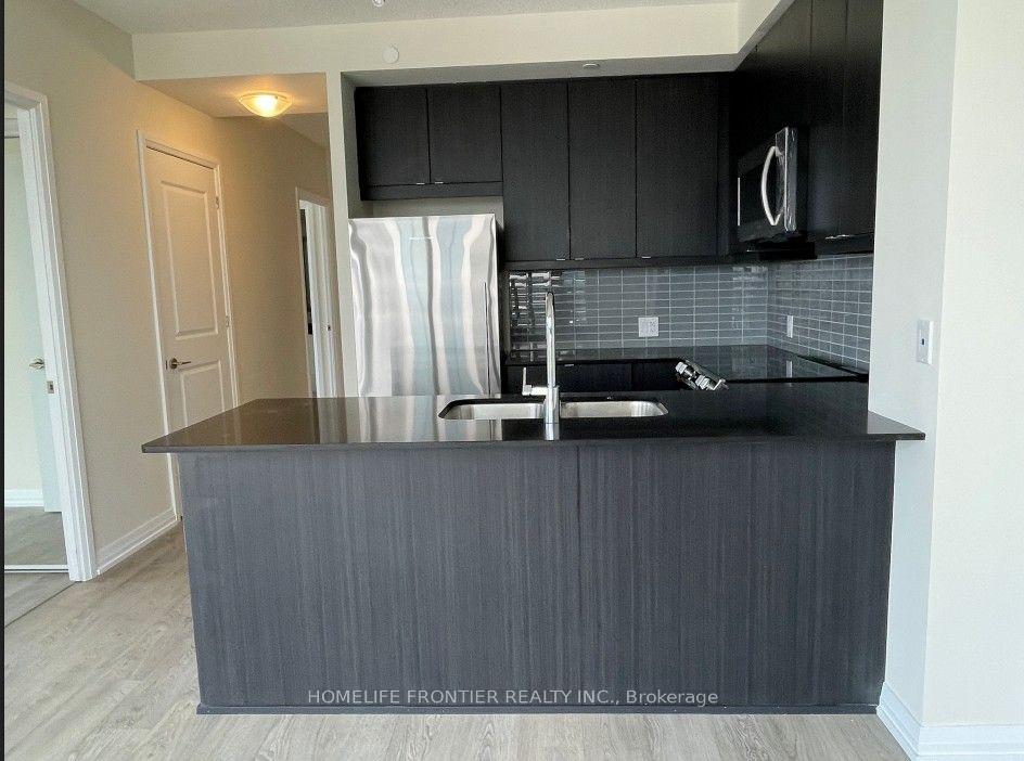 50-nw-thomas-riley-road-toronto-etobicoke-ontario-w13614254