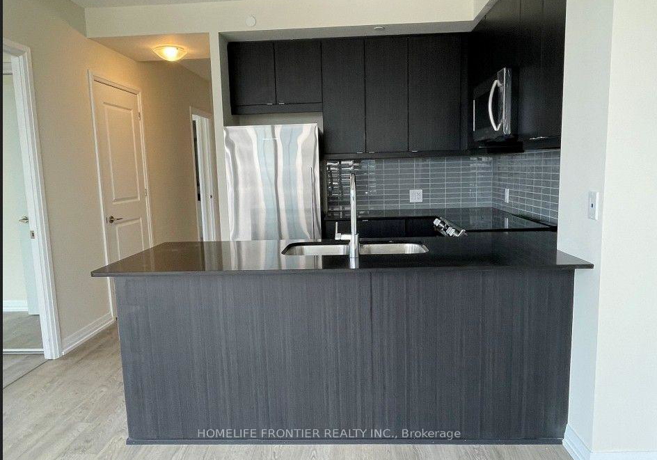 50-nw-thomas-riley-road-toronto-etobicoke-ontario-w13614254