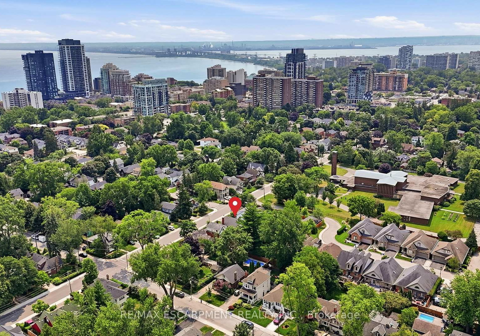 2153-caroline-street-burlington-ontario-w13614372
