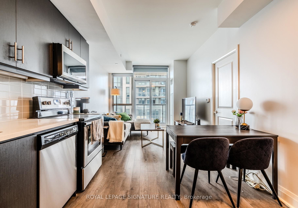 17-zorra-street-toronto-etobicoke-ontario-w13614400