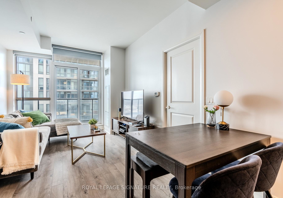 17-zorra-street-toronto-etobicoke-ontario-w13614400