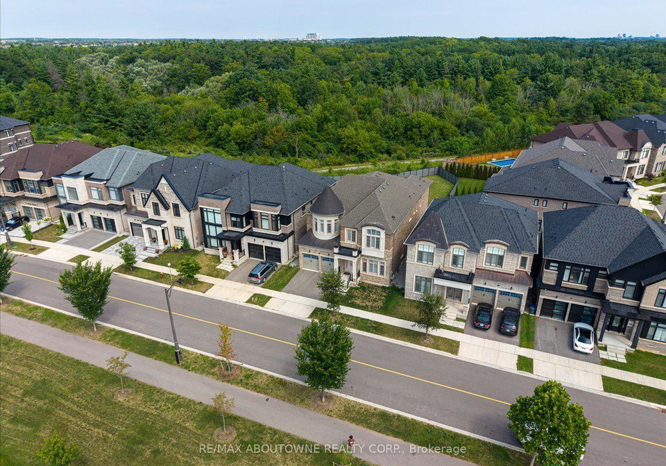 2359-saw-whet-boulevard-oakville-ontario-w13614454