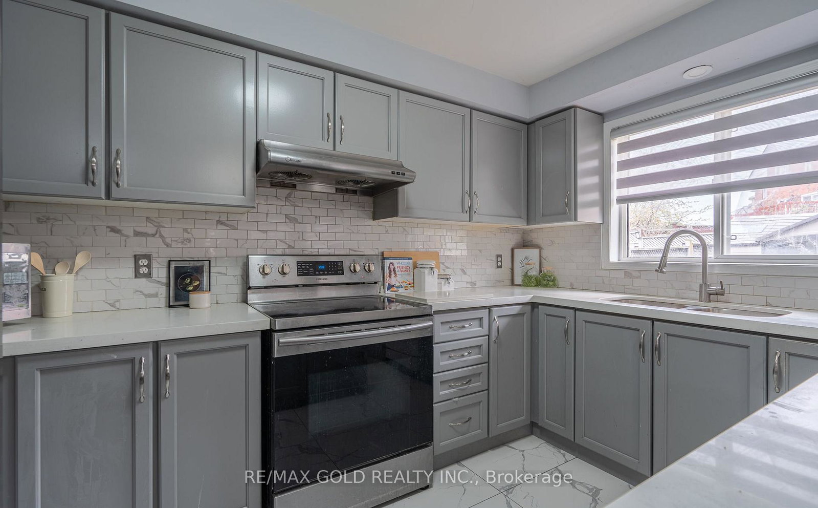 104-sunny-meadow-boulevard-brampton-ontario-w13614470