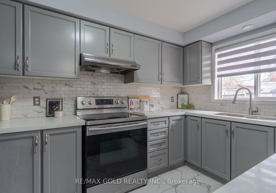 104-sunny-meadow-boulevard-brampton-ontario-w13614470