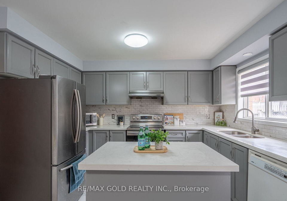 104-sunny-meadow-boulevard-brampton-ontario-w13614470