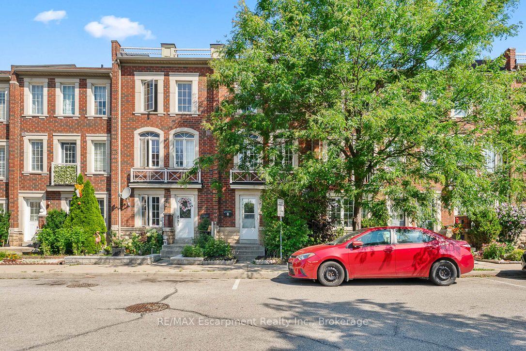 8-jim-baird-mews-toronto-york-ontario-w13614576