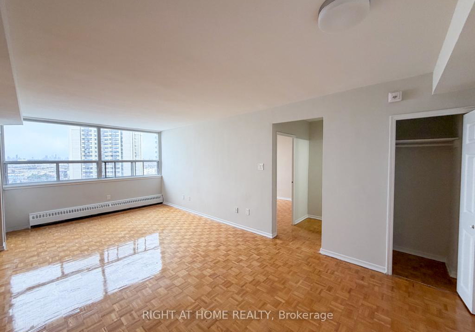 1440-lawrence-avenue-w-toronto-north-york-ontario-w13614614