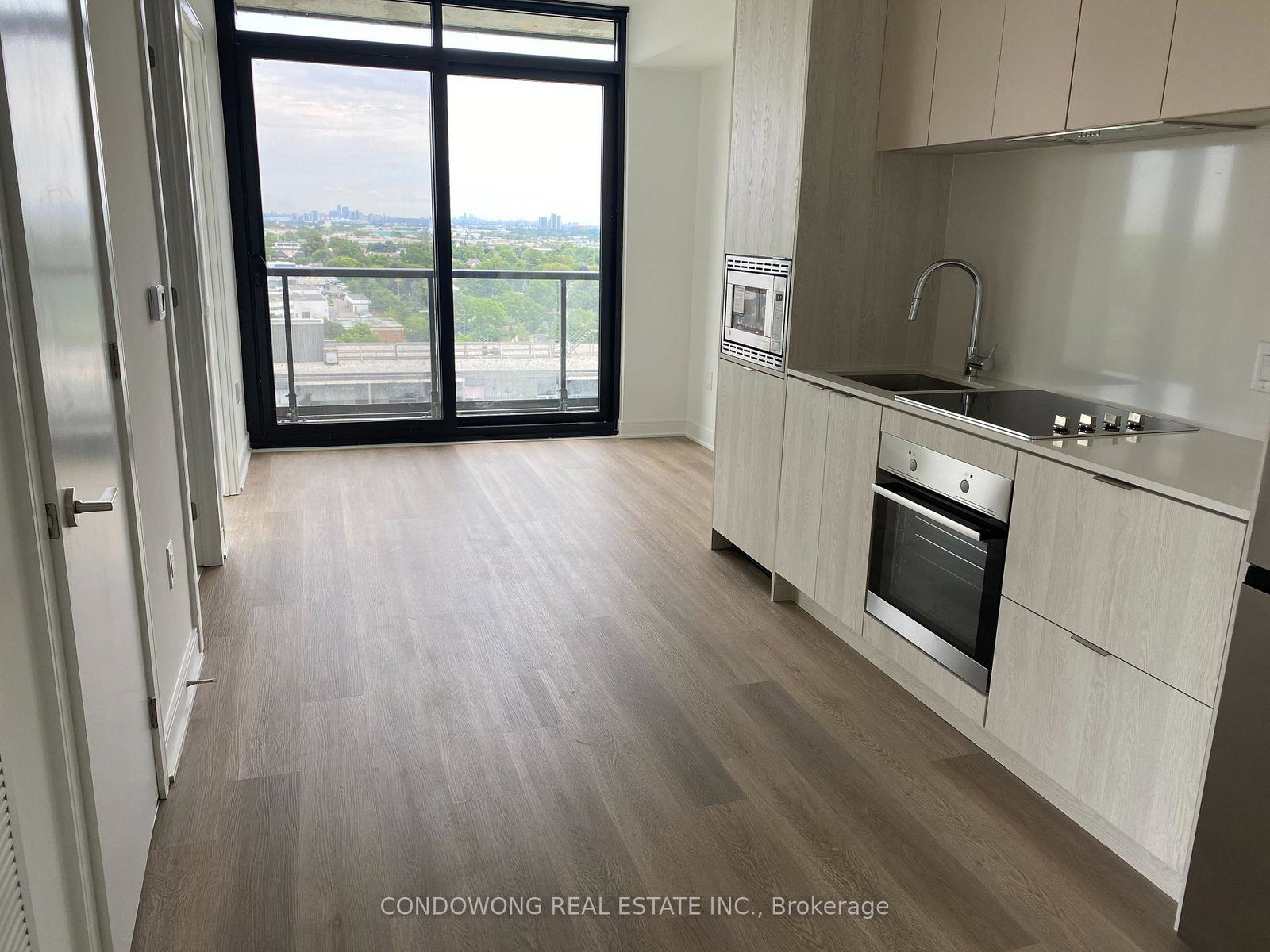 86-dundas-street-e-mississauga-ontario-w13614698