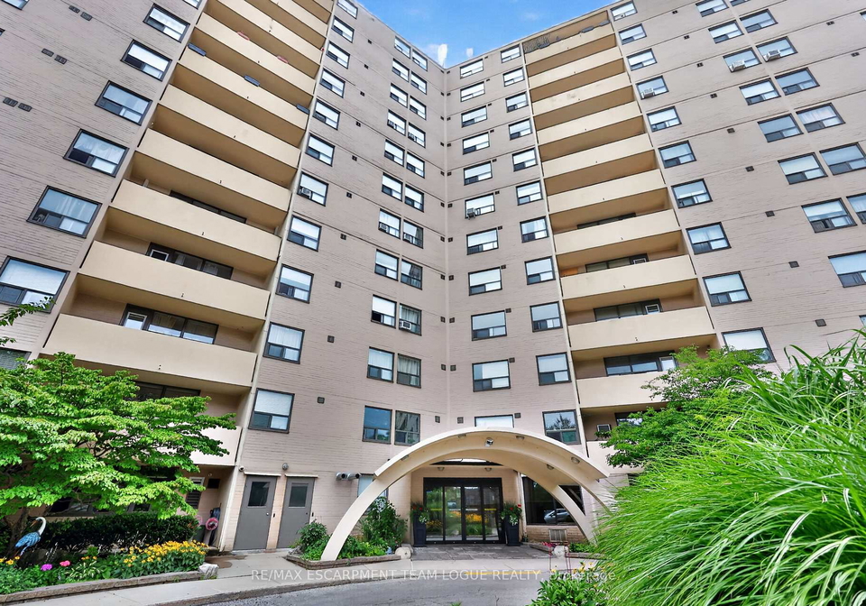 700-dynes-road-burlington-ontario-w13614886