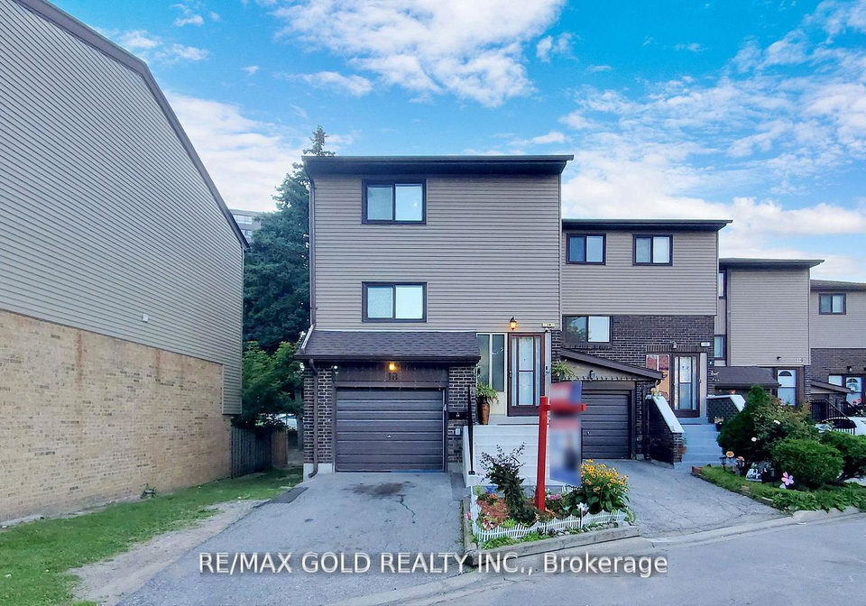 carleton-place-brampton-ontario-w13615006