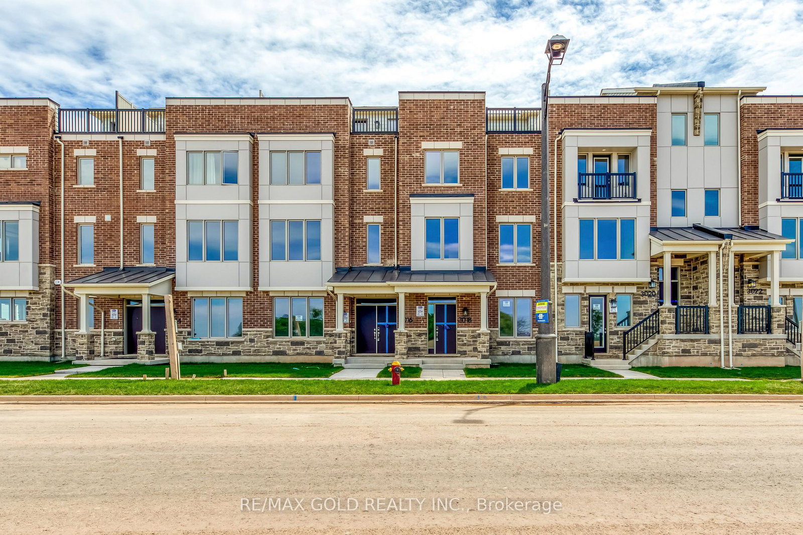 3018-john-mckay-boulevard-s-oakville-ontario-w13615020