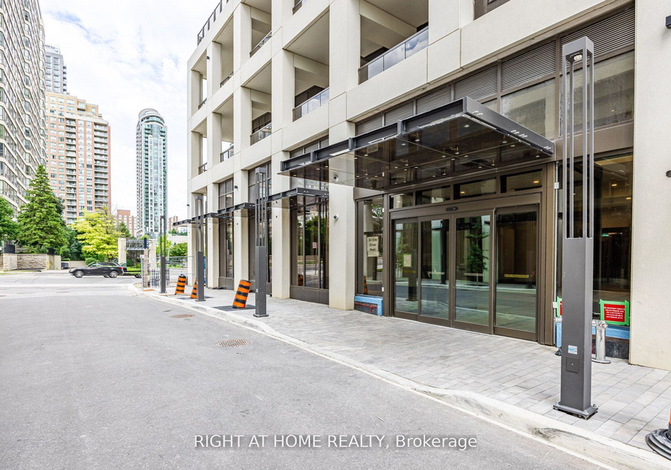 30-elm-drive-w-mississauga-ontario-w13615026