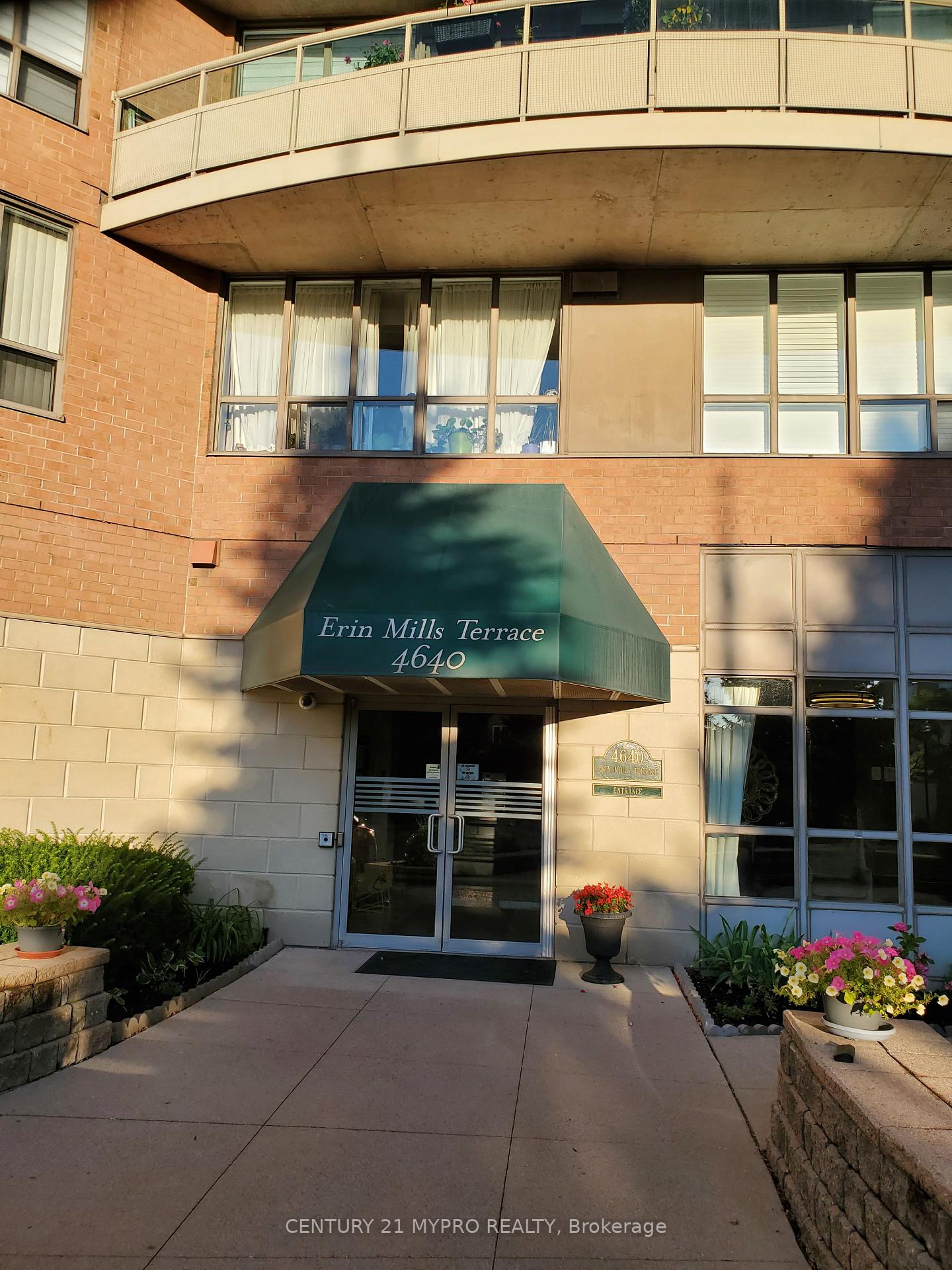 4640-kimbermount-avenue-mississauga-ontario-w13615114