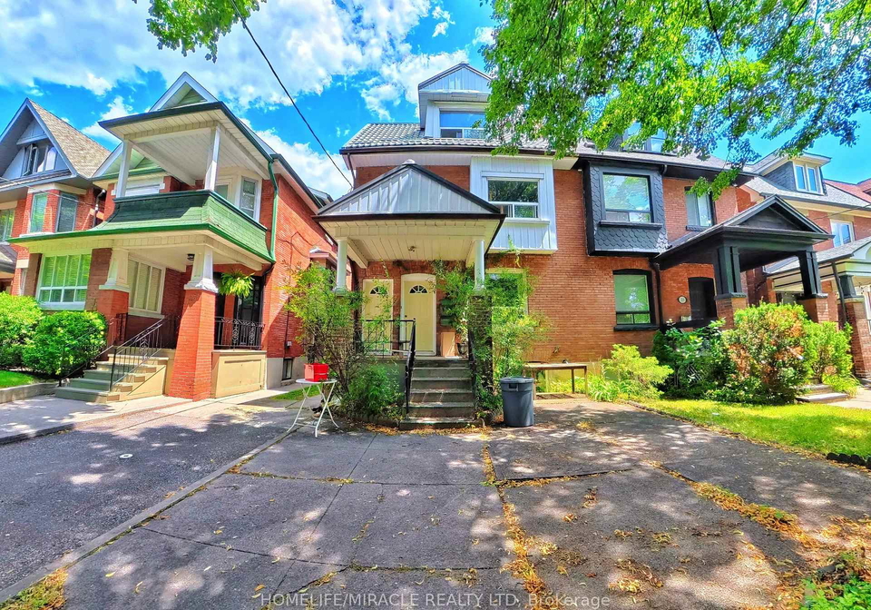 121-medland-street-toronto-toronto-ontario-w13615228
