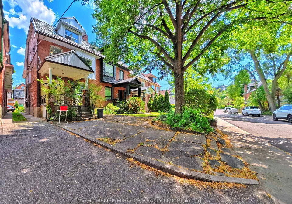 121-medland-street-toronto-toronto-ontario-w13615228
