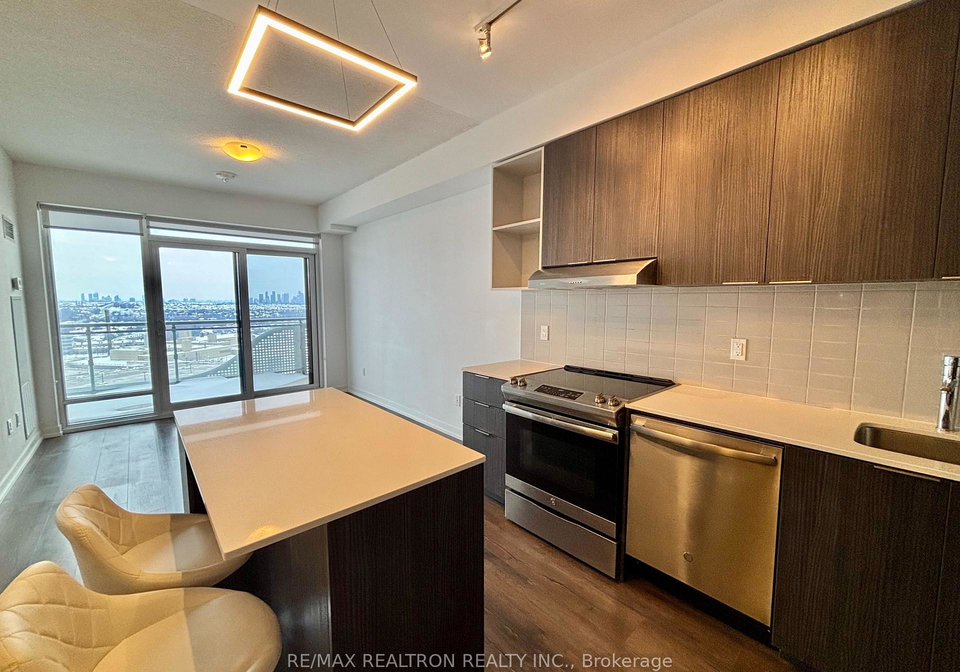 2520-eglinton-avenue-mississauga-ontario-w13615338
