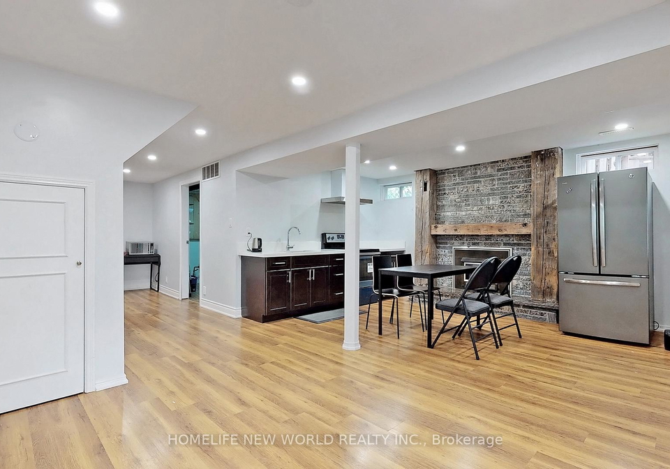 3954-selkirk-place-mississauga-ontario-w13615380