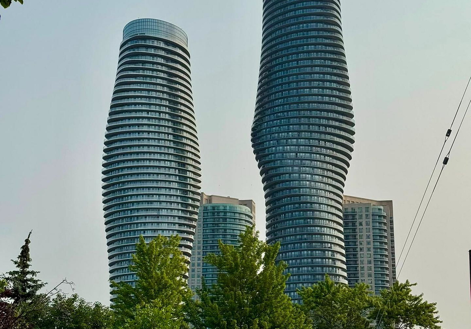 50-absolute-avenue-mississauga-ontario-w13615678