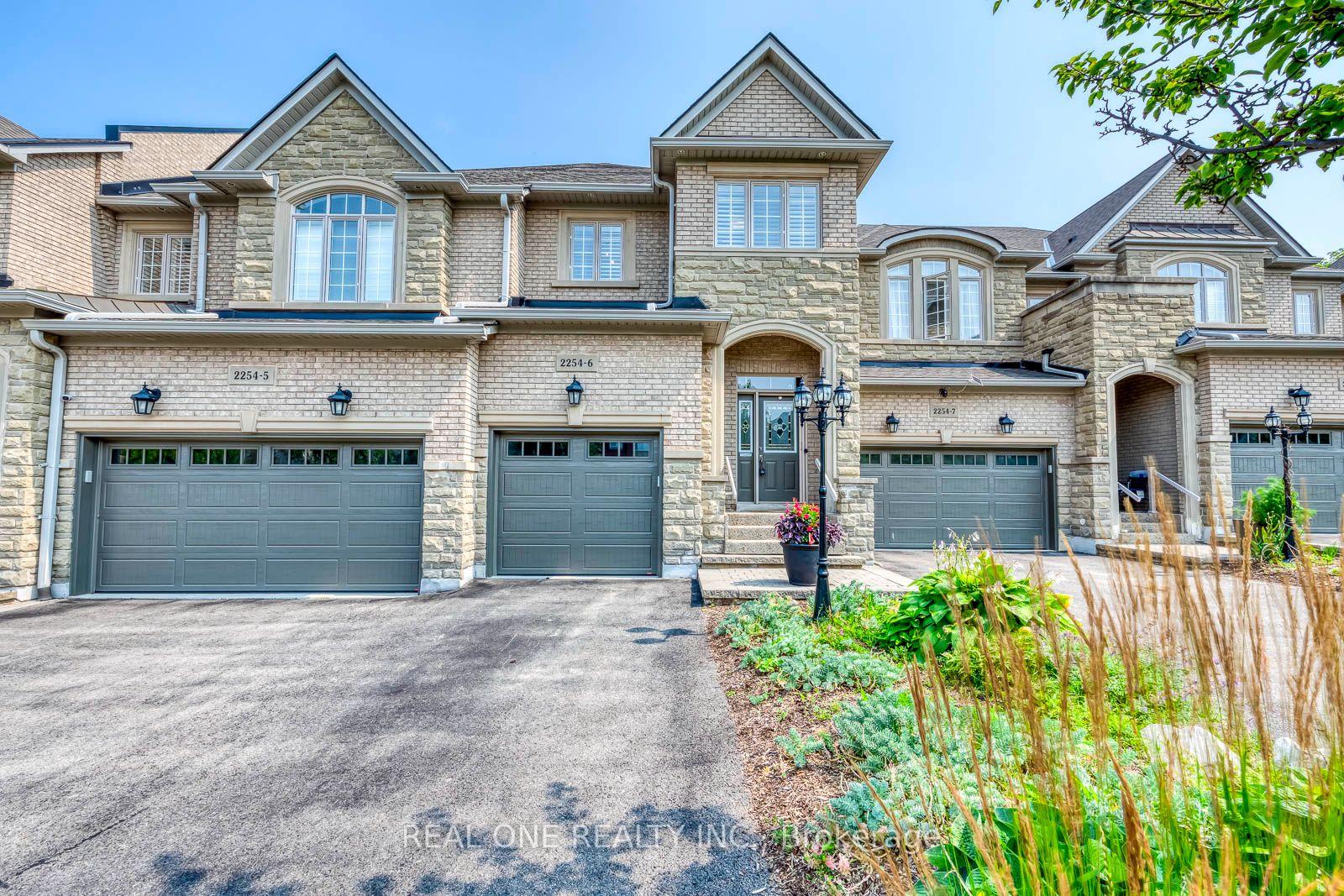 2254-rockingham-drive-oakville-ontario-w13615834