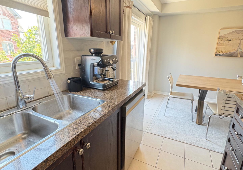 2179-fiddlers-way-oakville-ontario-w13615938
