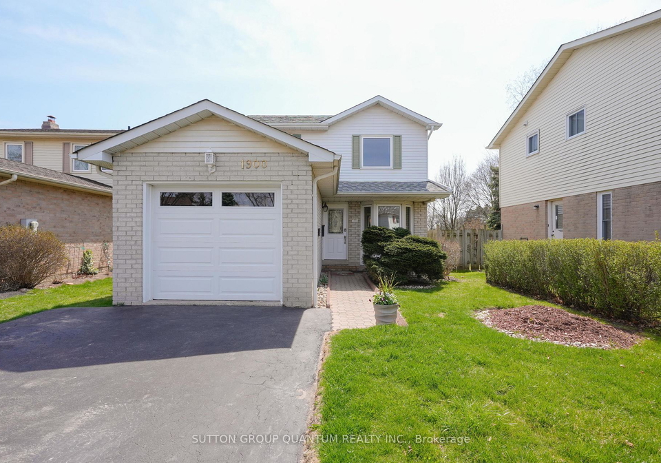 1900-carrera-court-mississauga-ontario-w13615954