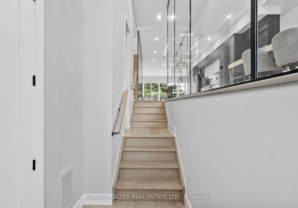 32-albright-avenue-toronto-etobicoke-ontario-w13616568