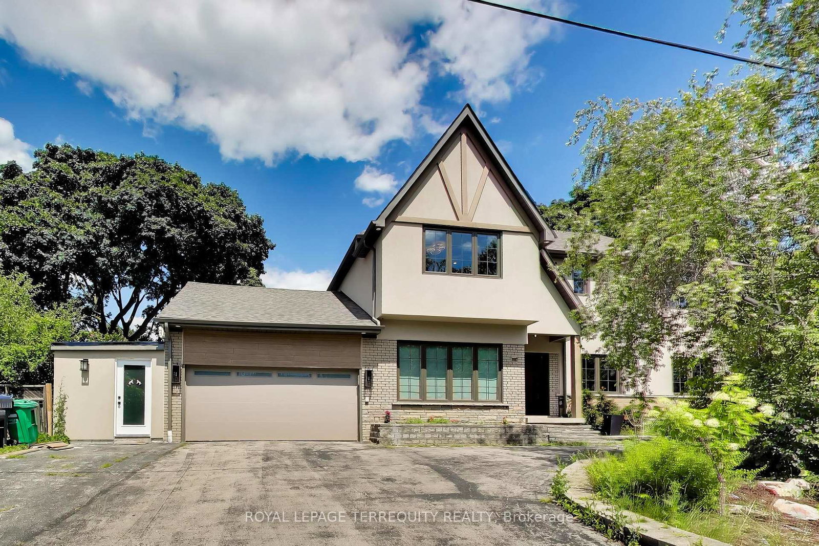 1621-skyline-drive-mississauga-ontario-w13616592