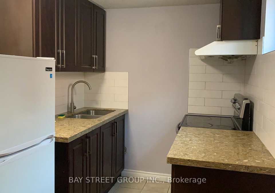 870-consort-crescent-mississauga-ontario-w13616650