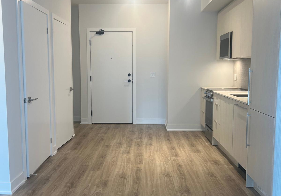 430-square-one-drive-mississauga-ontario-w13616654
