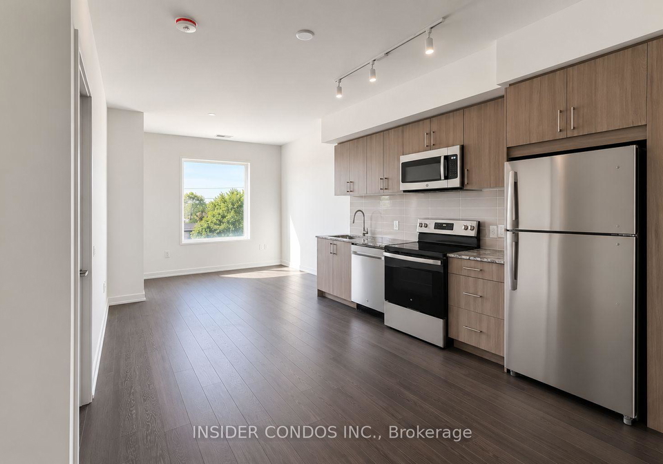 4010-eglinton-avenue-w-toronto-etobicoke-ontario-w13616698