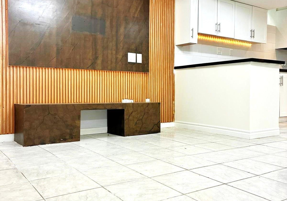 3857-partition-road-mississauga-ontario-w13616718