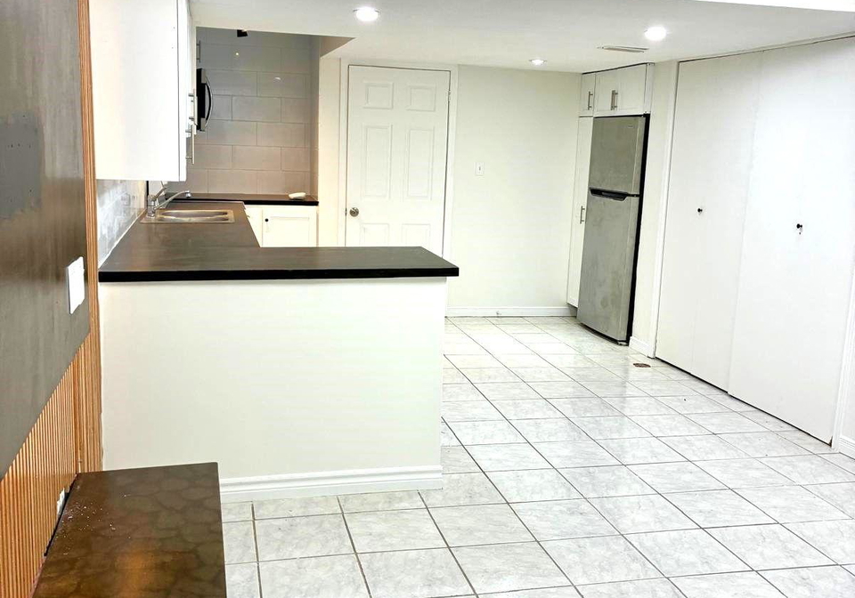3857-partition-road-mississauga-ontario-w13616718