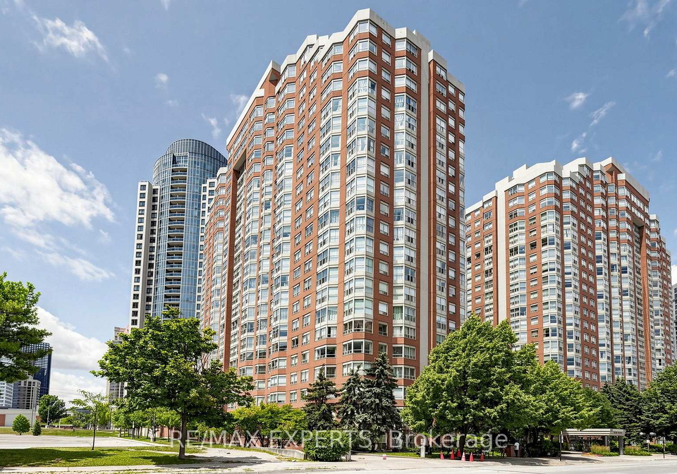 325-webb-drive-mississauga-ontario-w13616898