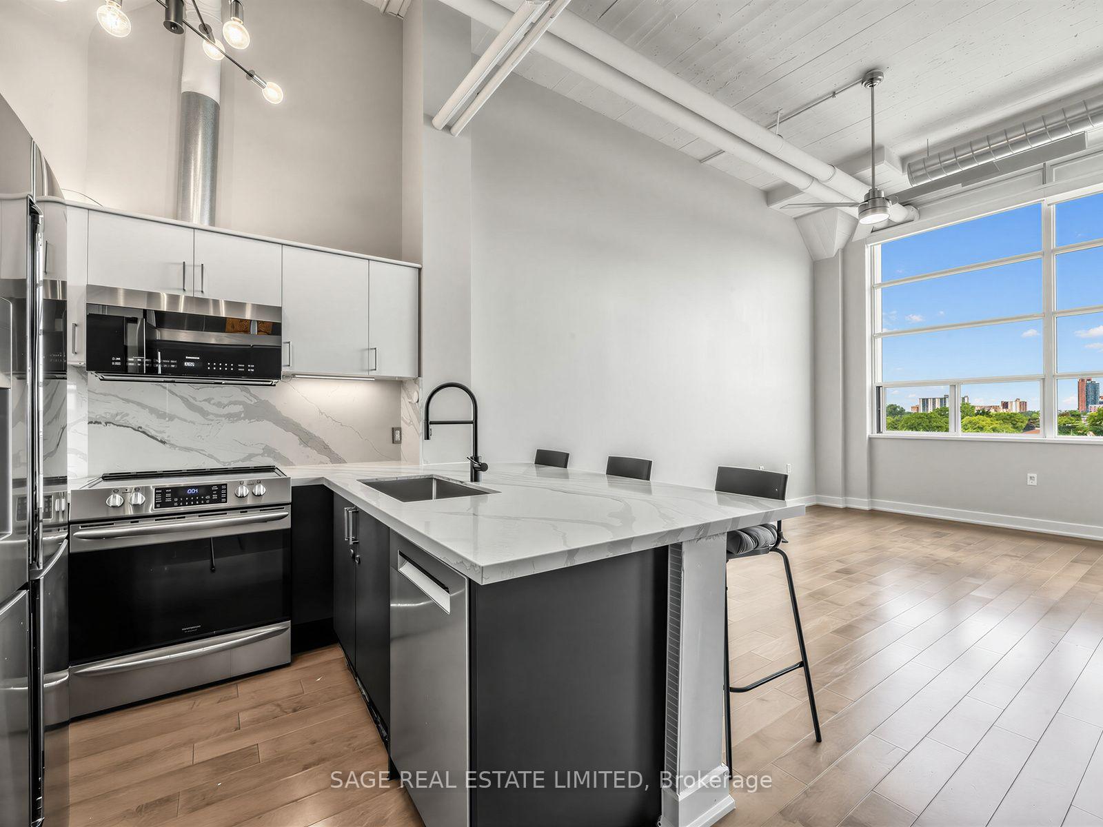 1001-roselawn-avenue-toronto-north-york-ontario-w13617094